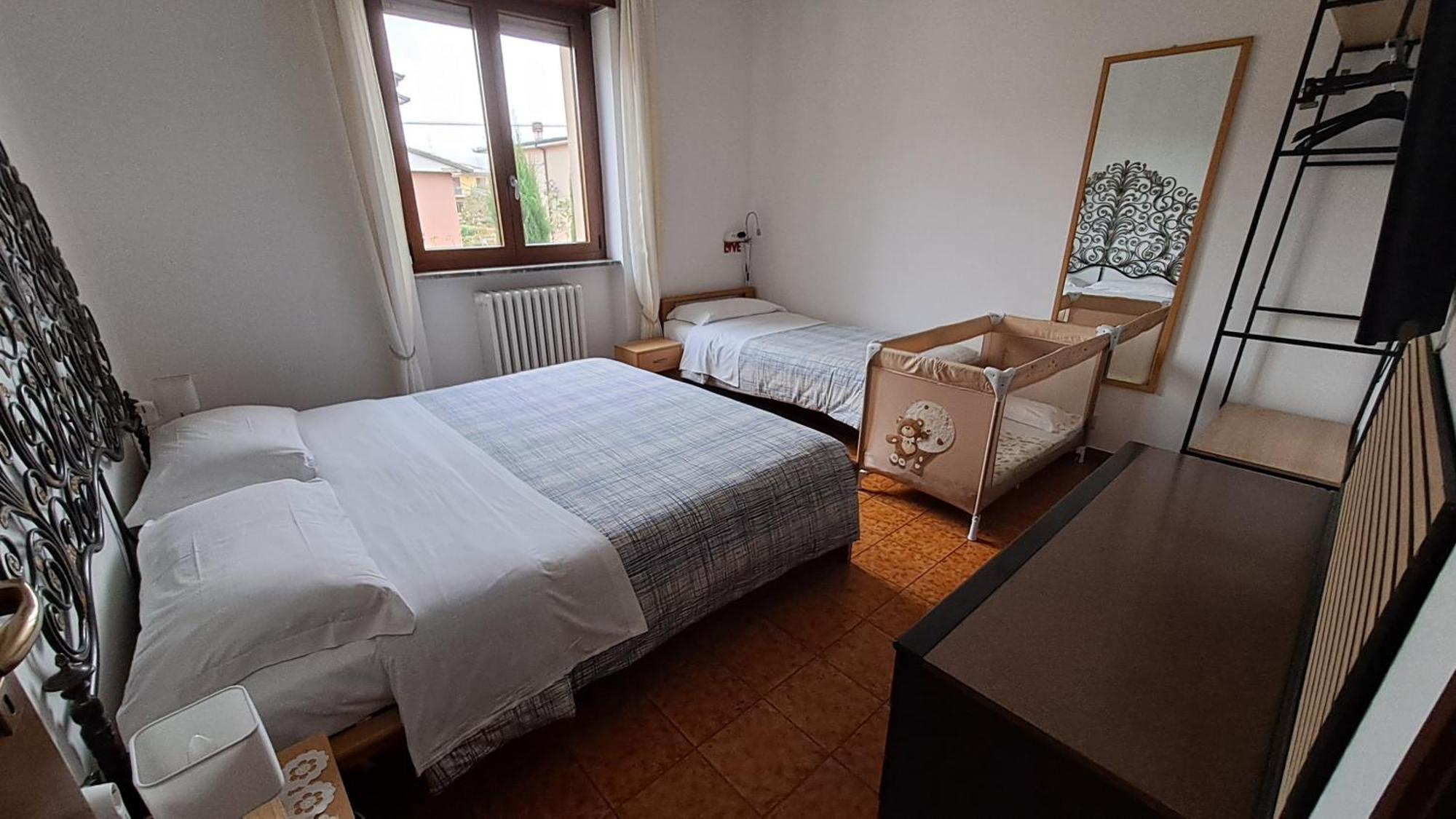 Colleoni'S Lodge Casa Vacanze Con 2 Appartamenti Verdellino Exteriör bild